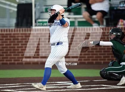 Thumbnail 3 in Canton vs. Van Alstyne (UIL 4A D2 Regional Final Softball) photogallery.