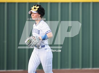 Thumbnail 2 in Canton vs. Van Alstyne (UIL 4A D2 Regional Final Softball) photogallery.