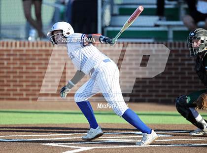 Thumbnail 1 in Canton vs. Van Alstyne (UIL 4A D2 Regional Final Softball) photogallery.