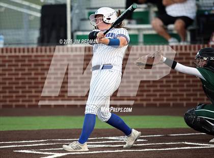 Thumbnail 2 in Canton vs. Van Alstyne (UIL 4A D2 Regional Final Softball) photogallery.