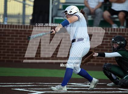 Thumbnail 1 in Canton vs. Van Alstyne (UIL 4A D2 Regional Final Softball) photogallery.