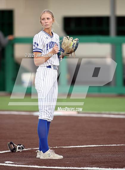 Thumbnail 2 in Canton vs. Van Alstyne (UIL 4A D2 Regional Final Softball) photogallery.