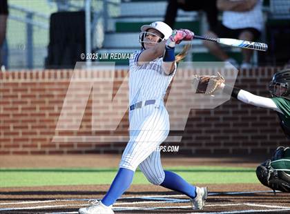 Thumbnail 1 in Canton vs. Van Alstyne (UIL 4A D2 Regional Final Softball) photogallery.