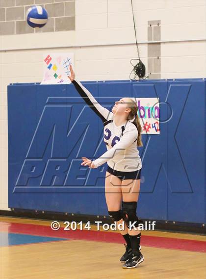 Thumbnail 3 in Oxford vs. Hale Ray (CIAC Class S 2nd Round) photogallery.