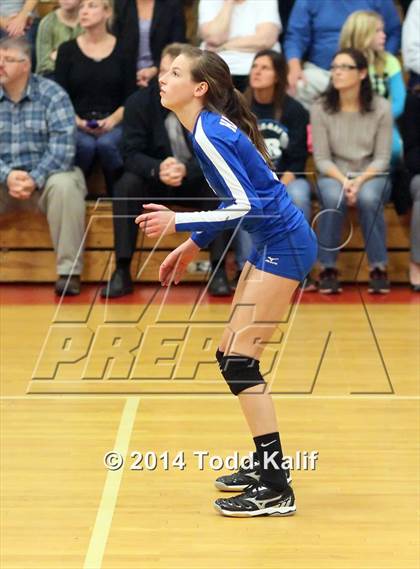 Thumbnail 3 in Oxford vs. Hale Ray (CIAC Class S 2nd Round) photogallery.