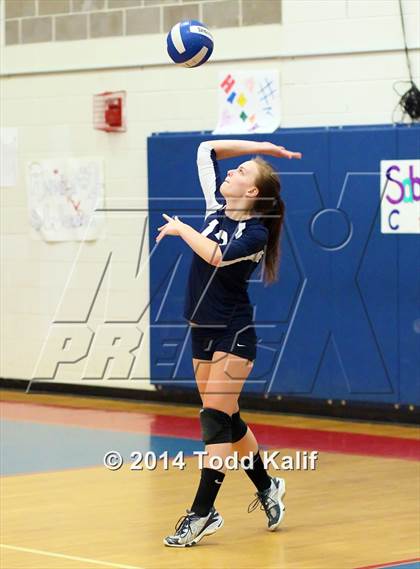 Thumbnail 1 in Oxford vs. Hale Ray (CIAC Class S 2nd Round) photogallery.