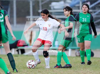 Thumbnail 1 in Taft vs Eagle Rock photogallery.