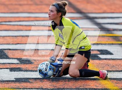 Thumbnail 3 in Lake Oconee Academy vs Aquinas (GHSA 1A - D2 Championship) photogallery.