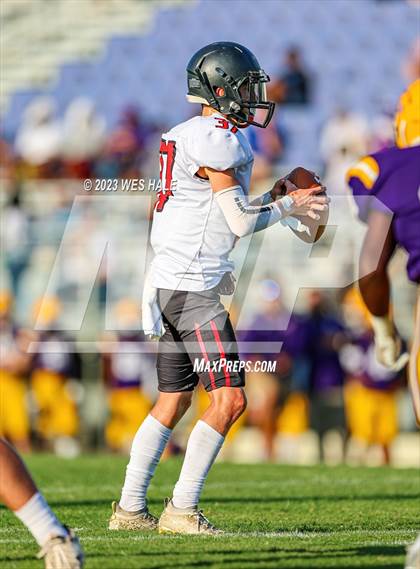 Thumbnail 3 in Center Hill @ Desoto Central photogallery.