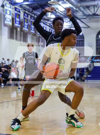 Thumbnail 2 in Riviera Prep vs Roselle Catholic (Miami Holiday Invitational) photogallery.