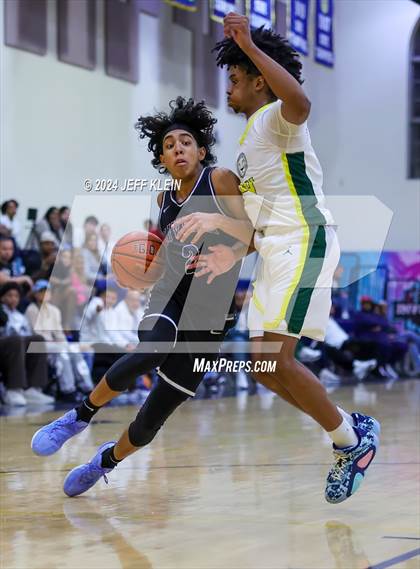 Thumbnail 1 in Riviera Prep vs Roselle Catholic (Miami Holiday Invitational) photogallery.