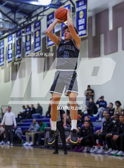 Thumbnail 2 in Riviera Prep vs Roselle Catholic (Miami Holiday Invitational) photogallery.