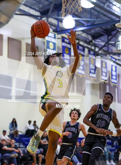 Thumbnail 1 in Riviera Prep vs Roselle Catholic (Miami Holiday Invitational) photogallery.