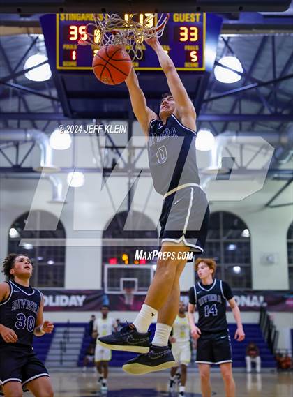 Thumbnail 2 in Riviera Prep vs Roselle Catholic (Miami Holiday Invitational) photogallery.