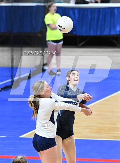Thumbnail 3 in Valor Christian vs. Fossil Ridge (CHSAA 5A 2nd Round) photogallery.