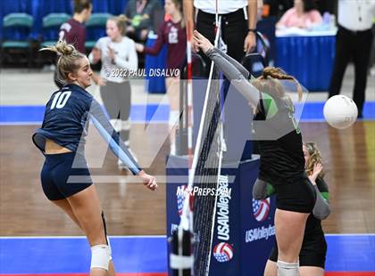 Thumbnail 3 in Valor Christian vs. Fossil Ridge (CHSAA 5A 2nd Round) photogallery.