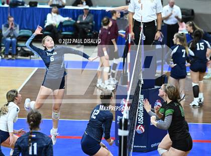 Thumbnail 1 in Valor Christian vs. Fossil Ridge (CHSAA 5A 2nd Round) photogallery.