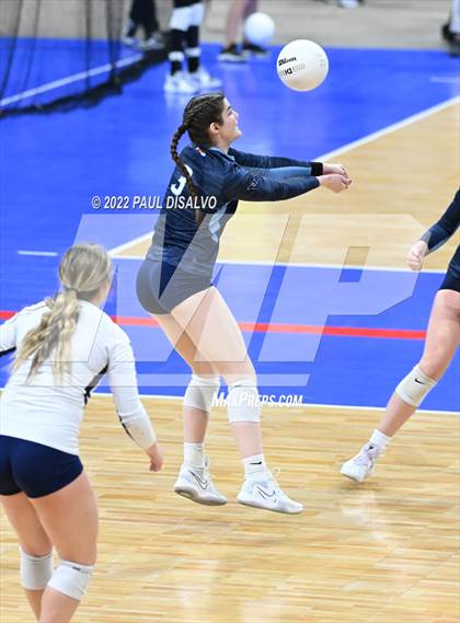 Thumbnail 2 in Valor Christian vs. Fossil Ridge (CHSAA 5A 2nd Round) photogallery.