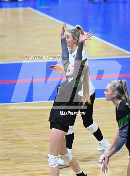 Thumbnail 3 in Valor Christian vs. Fossil Ridge (CHSAA 5A 2nd Round) photogallery.