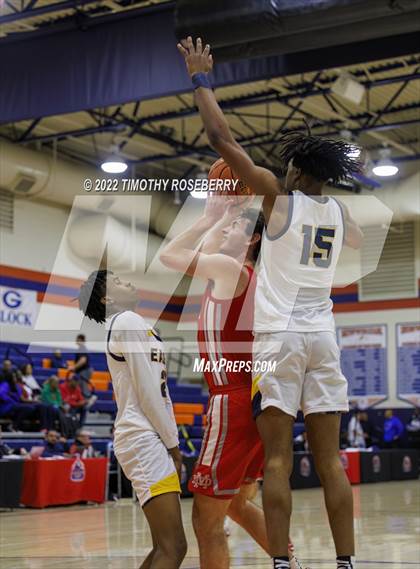 Thumbnail 3 in Mater Dei vs. Oak Cliff Faith Family Academy photogallery.