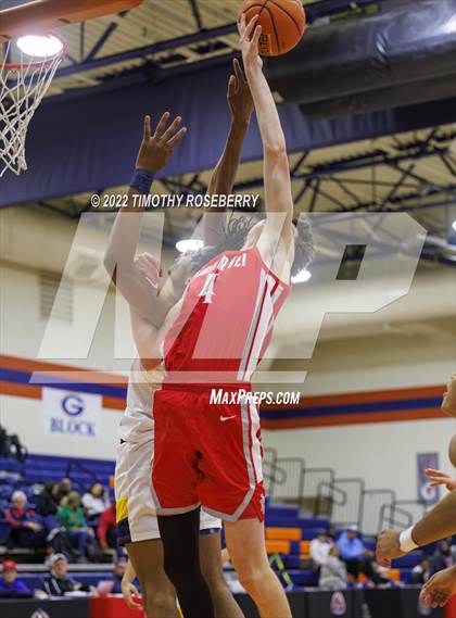 Thumbnail 2 in Mater Dei vs. Oak Cliff Faith Family Academy photogallery.