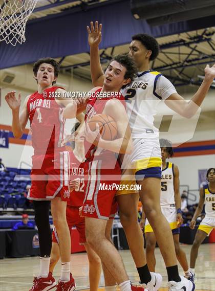 Thumbnail 1 in Mater Dei vs. Oak Cliff Faith Family Academy photogallery.