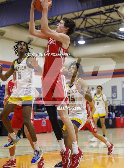 Thumbnail 2 in Mater Dei vs. Oak Cliff Faith Family Academy photogallery.
