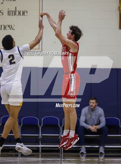 Thumbnail 1 in Mater Dei vs. Oak Cliff Faith Family Academy photogallery.