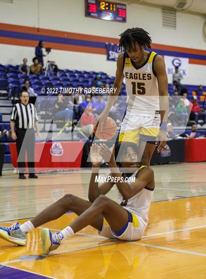 Thumbnail 1 in Mater Dei vs. Oak Cliff Faith Family Academy photogallery.