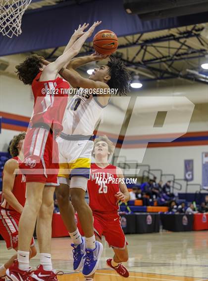 Thumbnail 2 in Mater Dei vs. Oak Cliff Faith Family Academy photogallery.