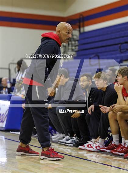 Thumbnail 3 in Mater Dei vs. Oak Cliff Faith Family Academy photogallery.
