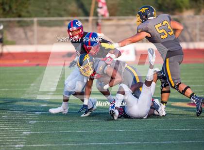 Thumbnail 3 in Serra vs. Punahou (Honor Bowl) photogallery.