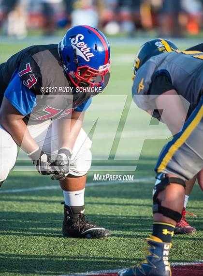 Thumbnail 2 in Serra vs. Punahou (Honor Bowl) photogallery.
