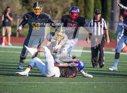 Thumbnail 3 in Serra vs. Punahou (Honor Bowl) photogallery.