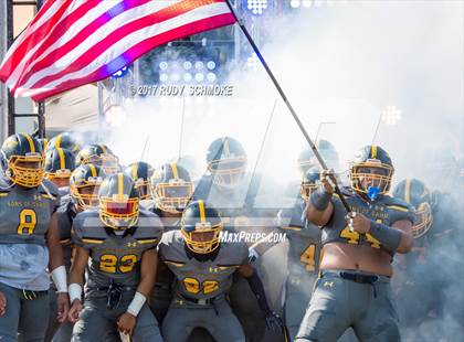 Thumbnail 1 in Serra vs. Punahou (Honor Bowl) photogallery.