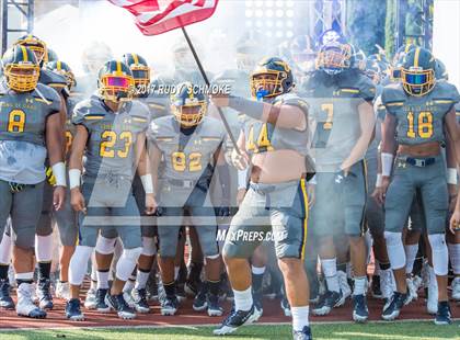 Thumbnail 2 in Serra vs. Punahou (Honor Bowl) photogallery.