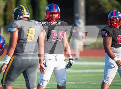 Thumbnail 1 in Serra vs. Punahou (Honor Bowl) photogallery.