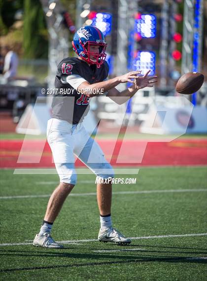 Thumbnail 1 in Serra vs. Punahou (Honor Bowl) photogallery.