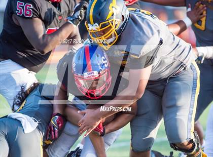 Thumbnail 3 in Serra vs. Punahou (Honor Bowl) photogallery.