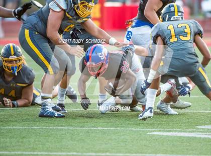Thumbnail 1 in Serra vs. Punahou (Honor Bowl) photogallery.