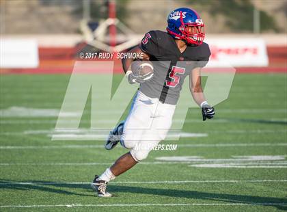 Thumbnail 1 in Serra vs. Punahou (Honor Bowl) photogallery.