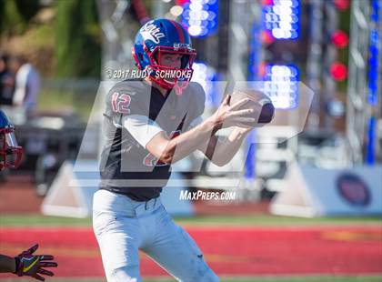 Thumbnail 2 in Serra vs. Punahou (Honor Bowl) photogallery.