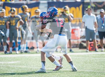 Thumbnail 1 in Serra vs. Punahou (Honor Bowl) photogallery.
