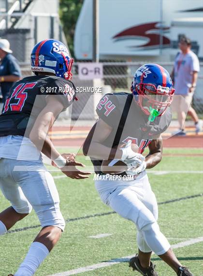 Thumbnail 3 in Serra vs. Punahou (Honor Bowl) photogallery.