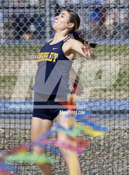 Thumbnail 2 in Orland Invitational photogallery.