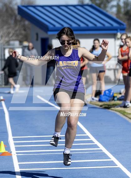 Thumbnail 1 in Orland Invitational photogallery.