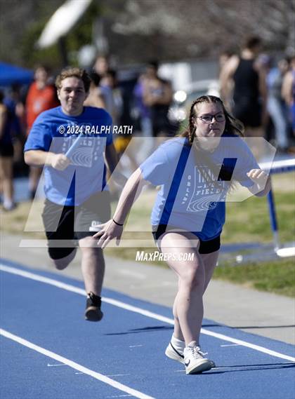 Thumbnail 1 in Orland Invitational photogallery.