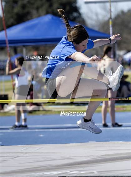 Thumbnail 1 in Orland Invitational photogallery.