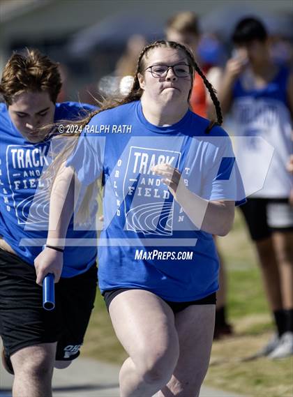 Thumbnail 2 in Orland Invitational photogallery.