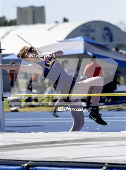 Thumbnail 3 in Orland Invitational photogallery.